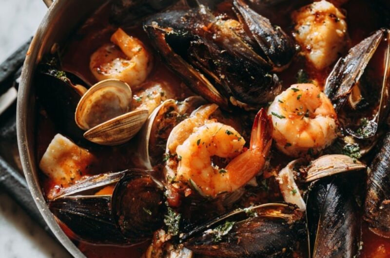 Italian Seafood Fish Stew Cioppino