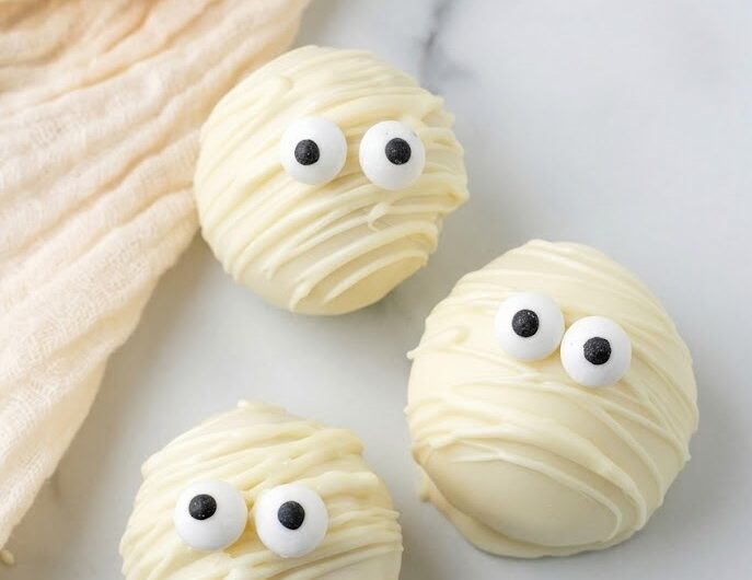 Mummy Oreo Truffles